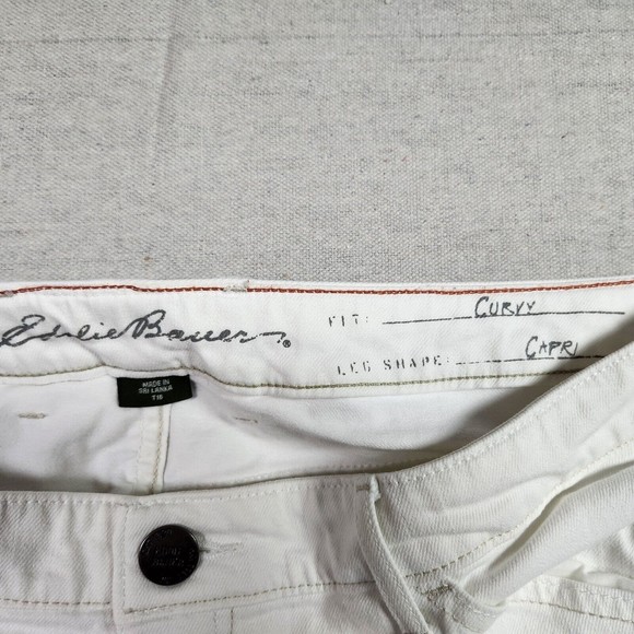 Eddie Bauer Womens Size T16 White Curvy Crop Capri Denim Jeans - Picture 3 of 14